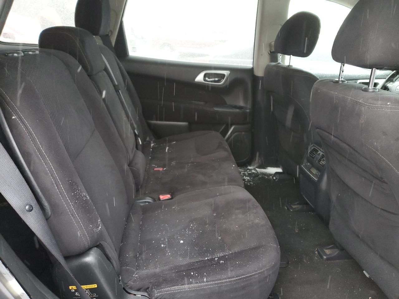2013 Nissan Pathfinder - Image 11