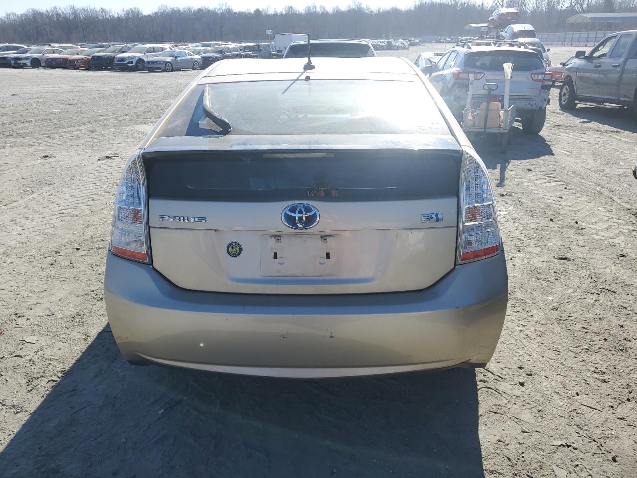 2011 Toyota Prius - Image 6