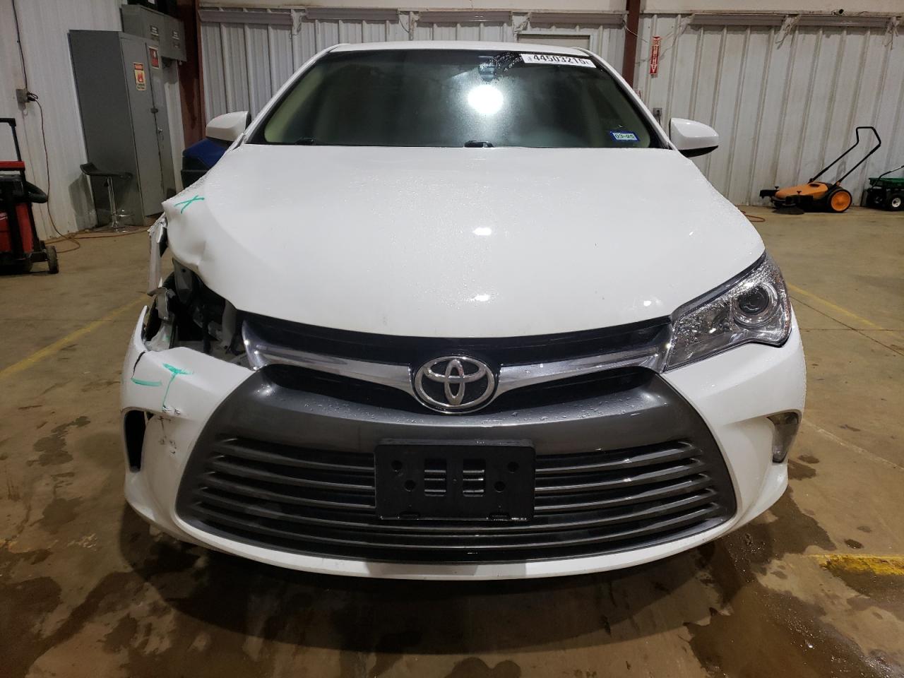 2015 Toyota Camry - Image 5