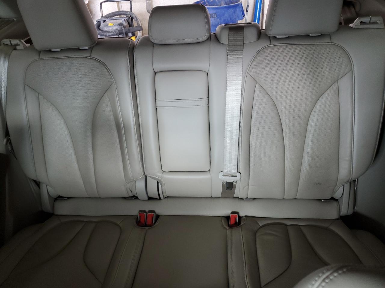 2017 Lincoln MKC - Image 10