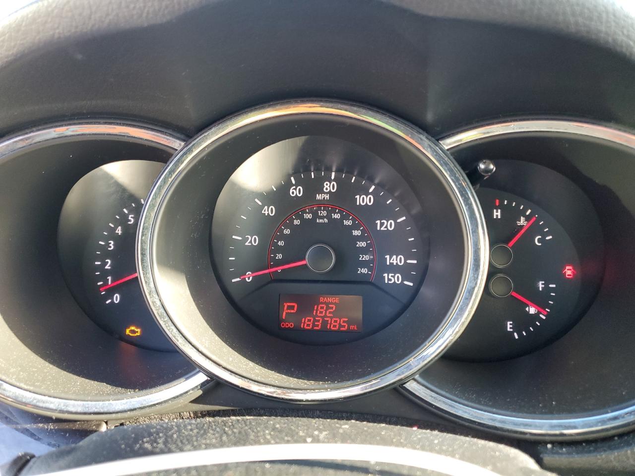 2011 Kia Sorento - Image 9