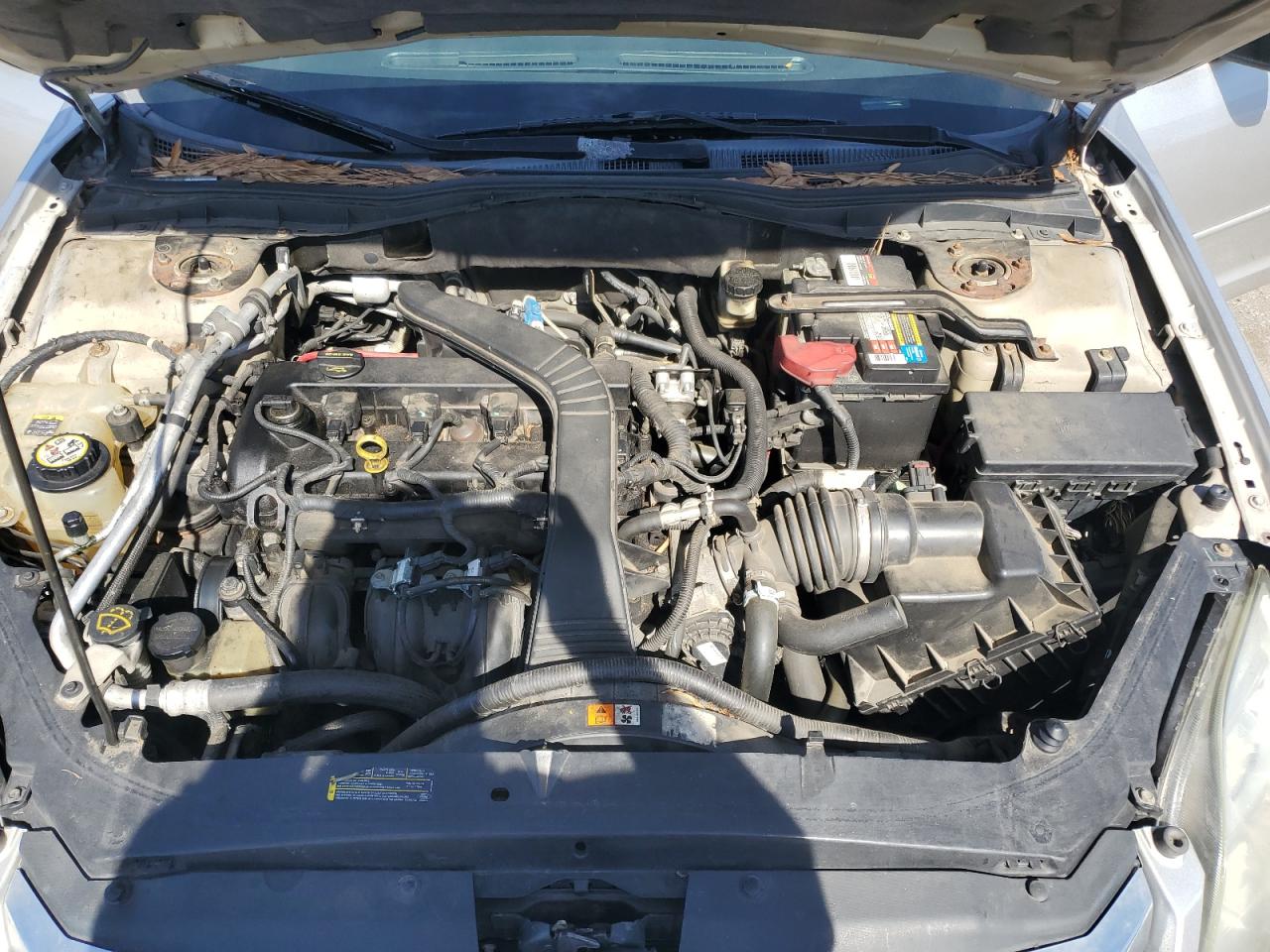 2009 Ford Fusion - Image 12