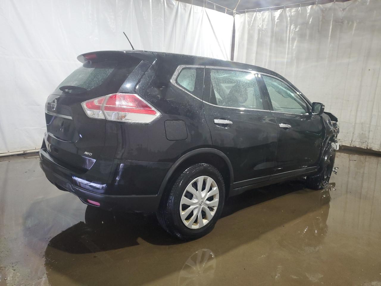 2015 Nissan Rogue - Image 3