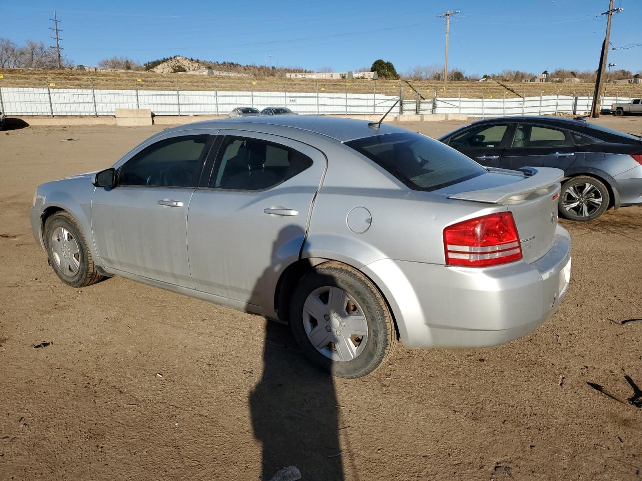 2010 Dodge Avenger - Image 2