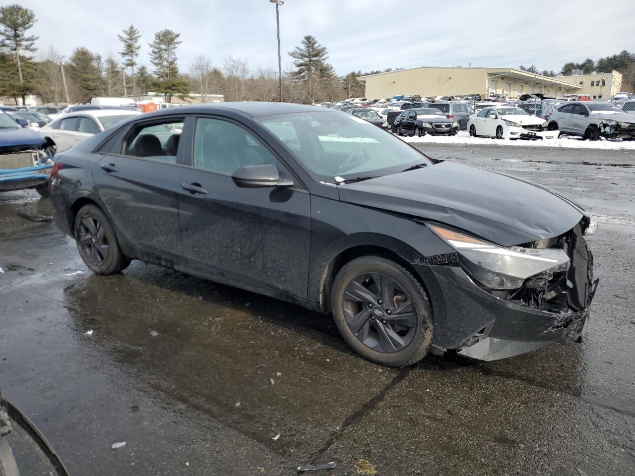 2023 Hyundai Elantra - Image 4