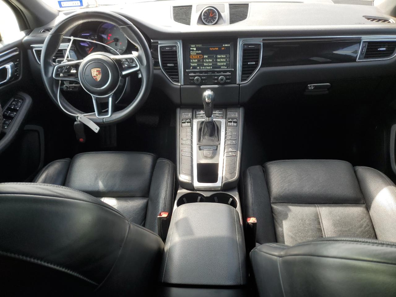 2015 Porsche Macan - Image 8