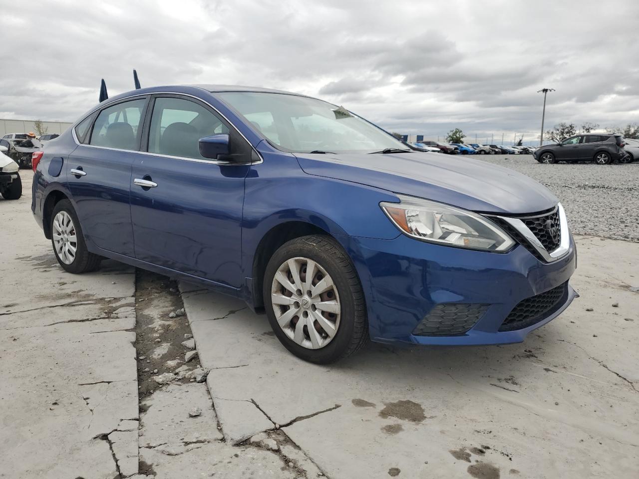 2017 Nissan Sentra - Image 4