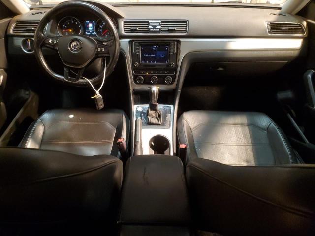  VOLKSWAGEN PASSAT 2019 Granatowy