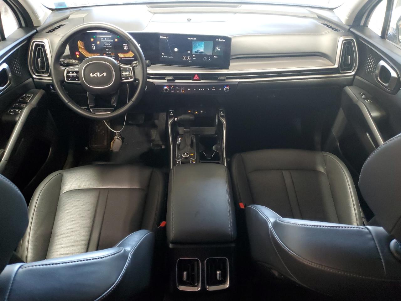2024 Kia Sorento - Image 8