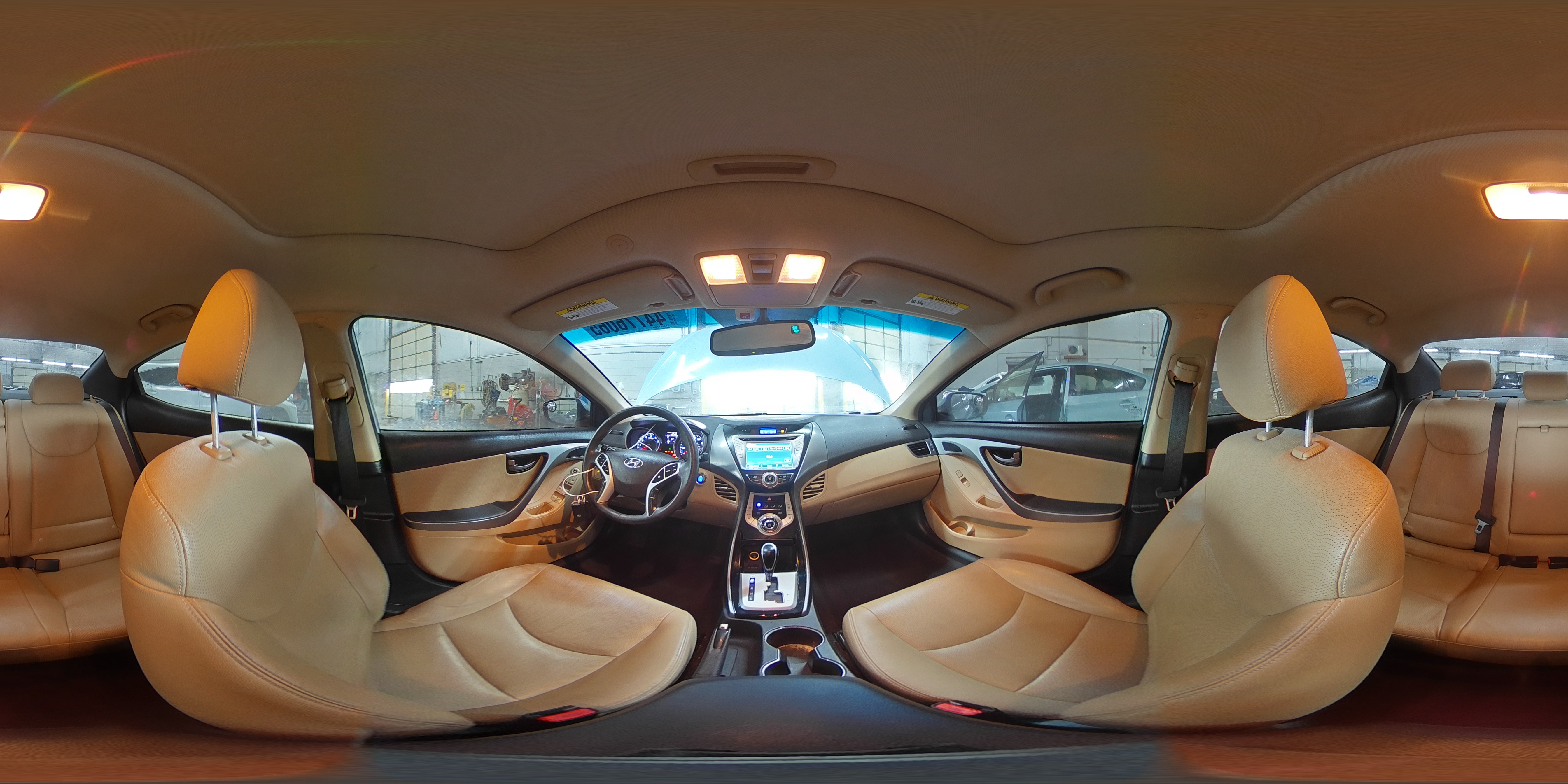 2012 Hyundai Elantra - Image 14