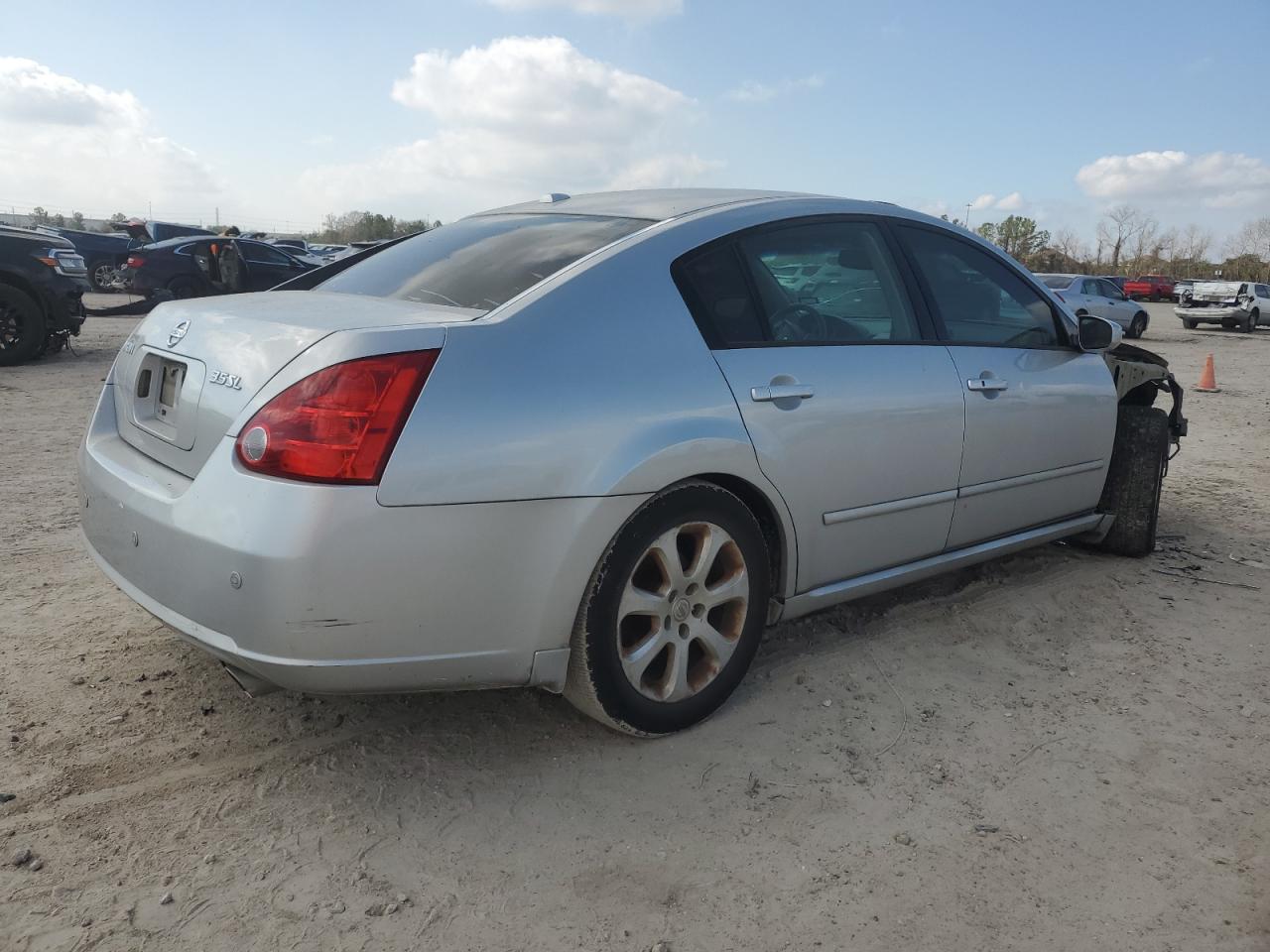 2008 Nissan Maxima - Image 3