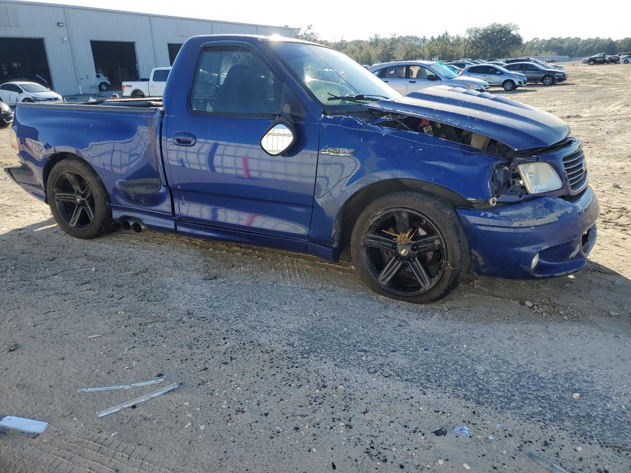 2004 Ford F-150 - Image 4