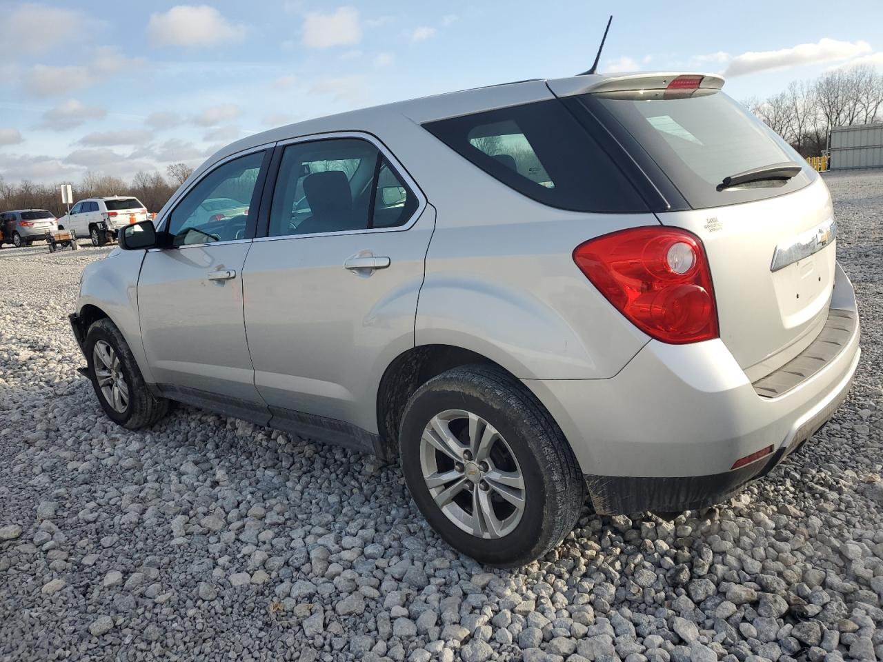 2013 Chevrolet Equinox - Image 2