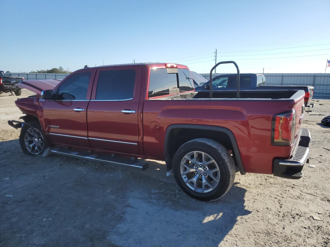 2018 GMC Sierra - Image 2