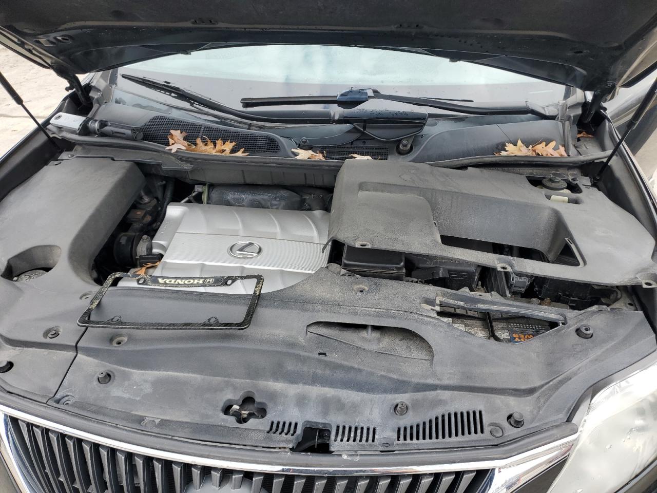 2010 Lexus RX - Image 12