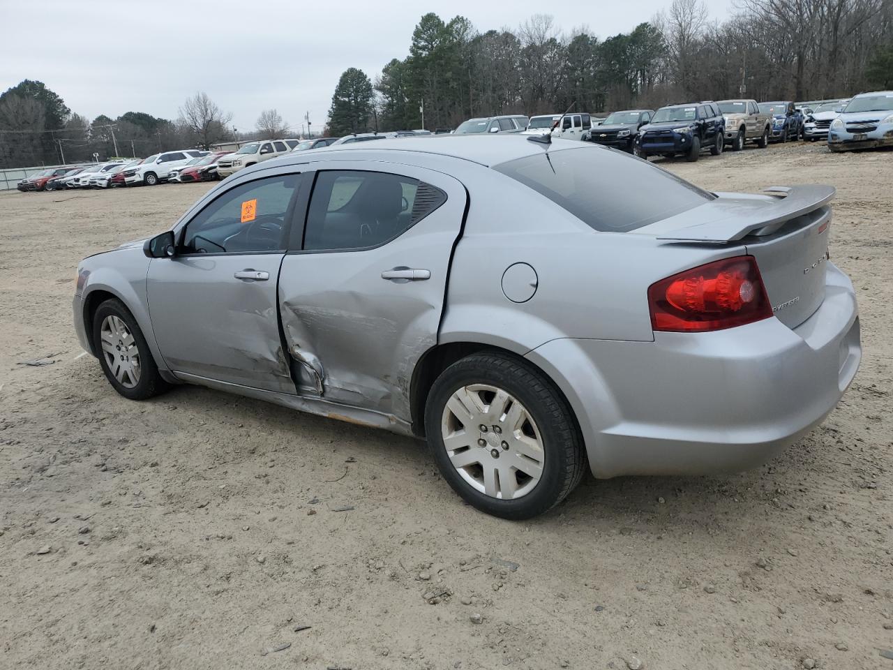 2013 Dodge Avenger - Image 2