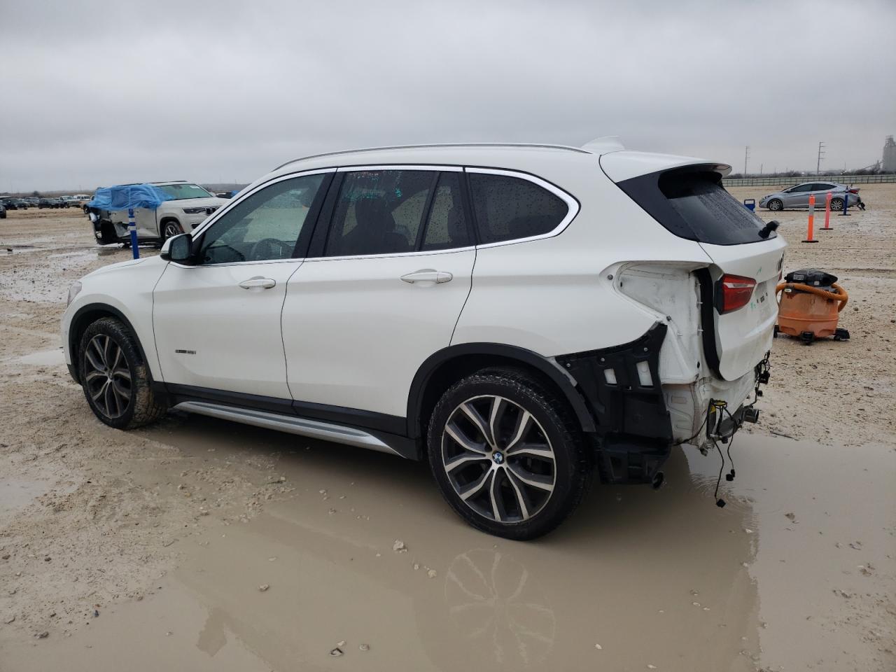 2017 BMW X1 - Image 2