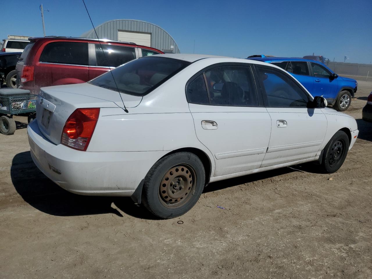 2005 Hyundai Elantra - Image 3