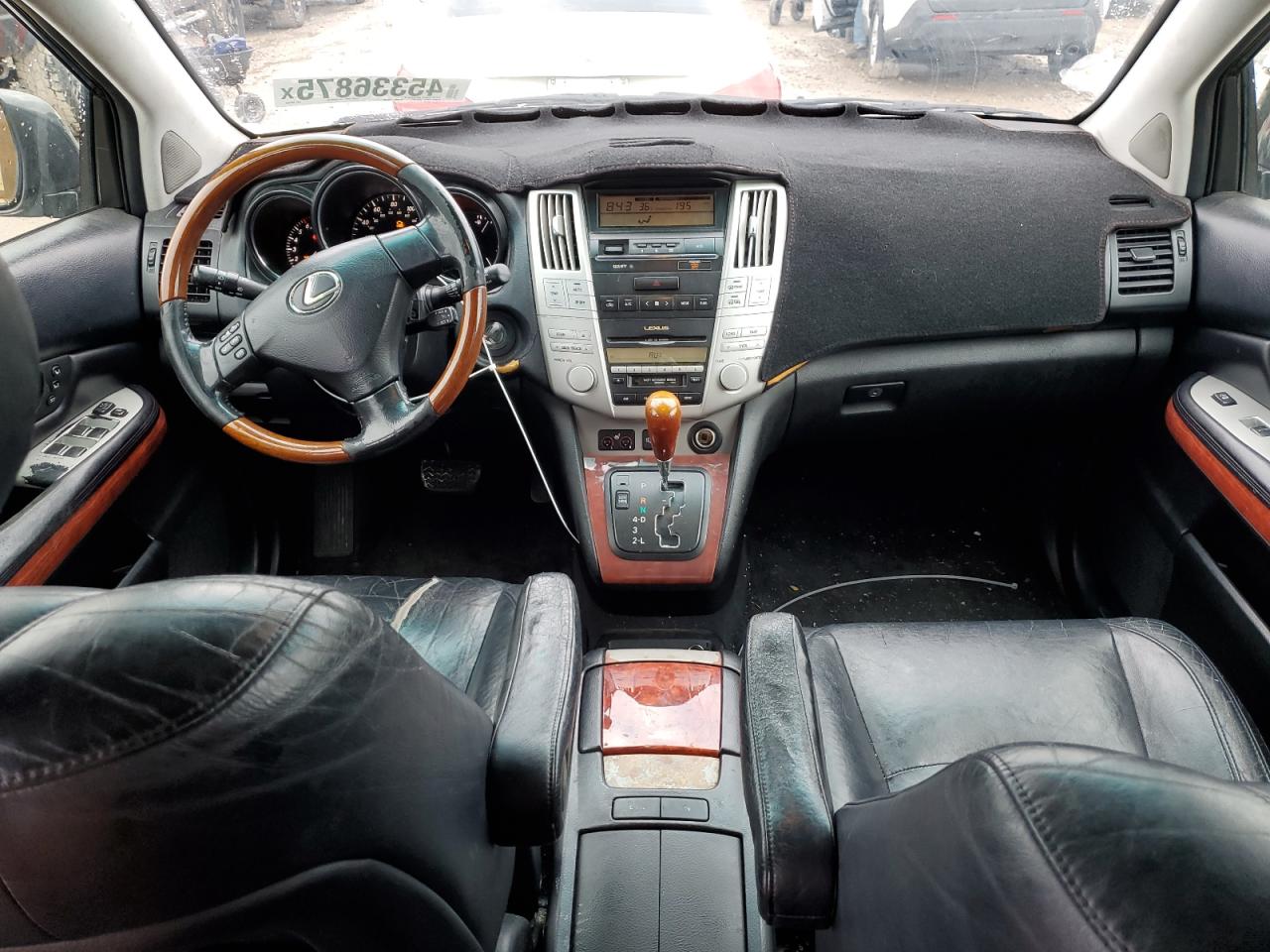 2005 Lexus RX - Image 8