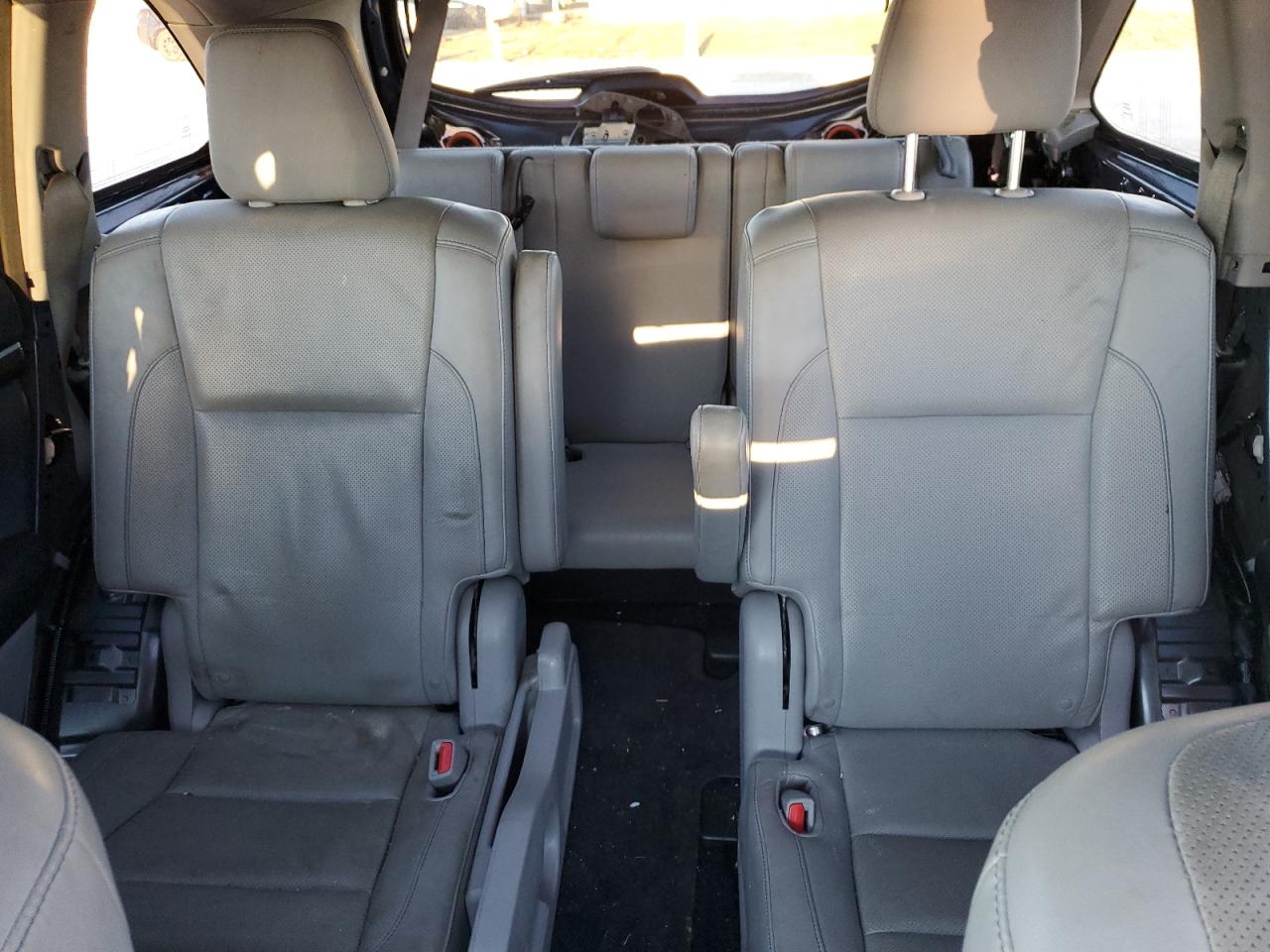 2015 Toyota Highlander - Image 10