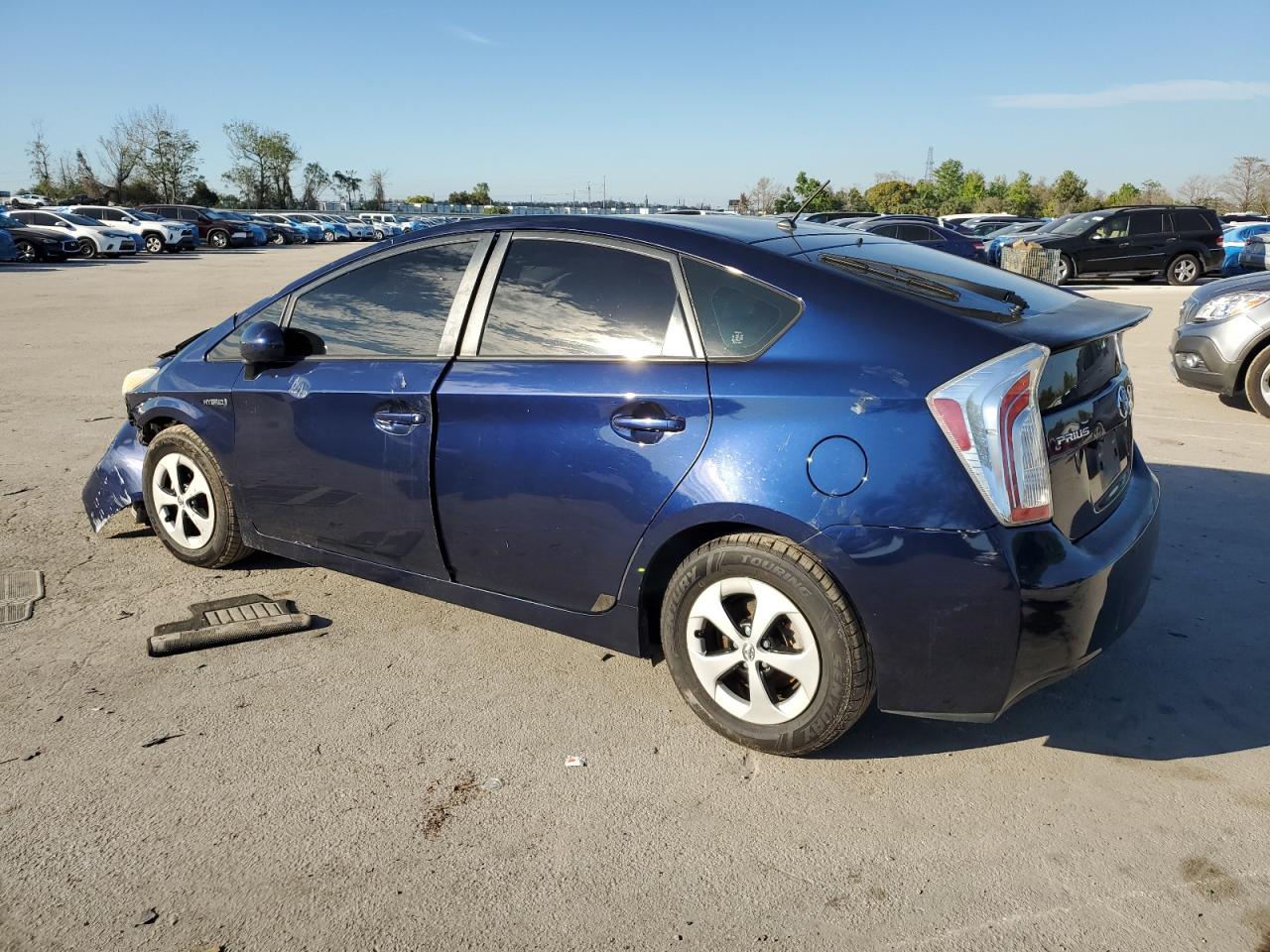 2014 Toyota Prius - Image 2
