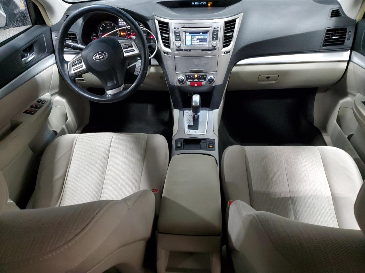 2014 Subaru Outback - Image 8