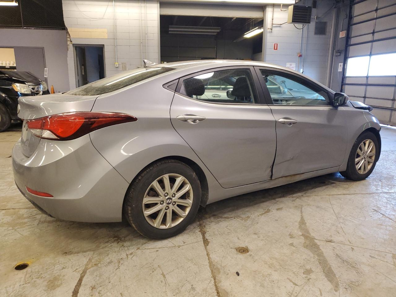 2014 Hyundai Elantra - Image 3