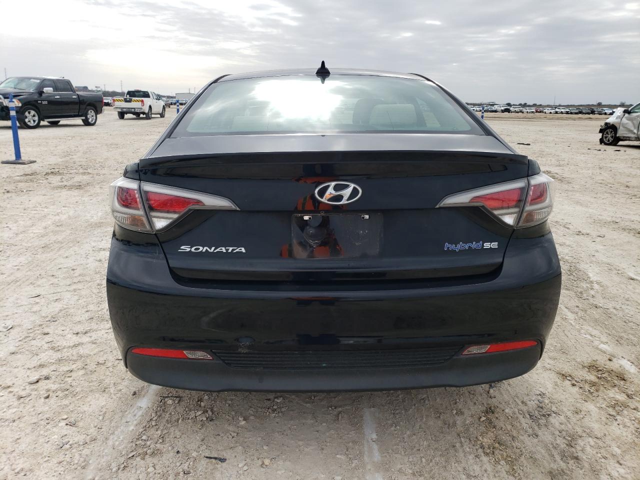 2016 Hyundai Sonata - Image 6