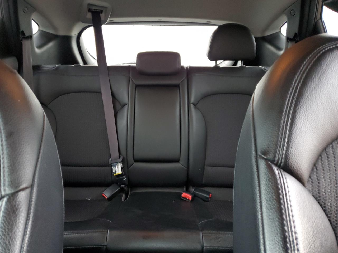 2012 Hyundai Tucson - Image 10