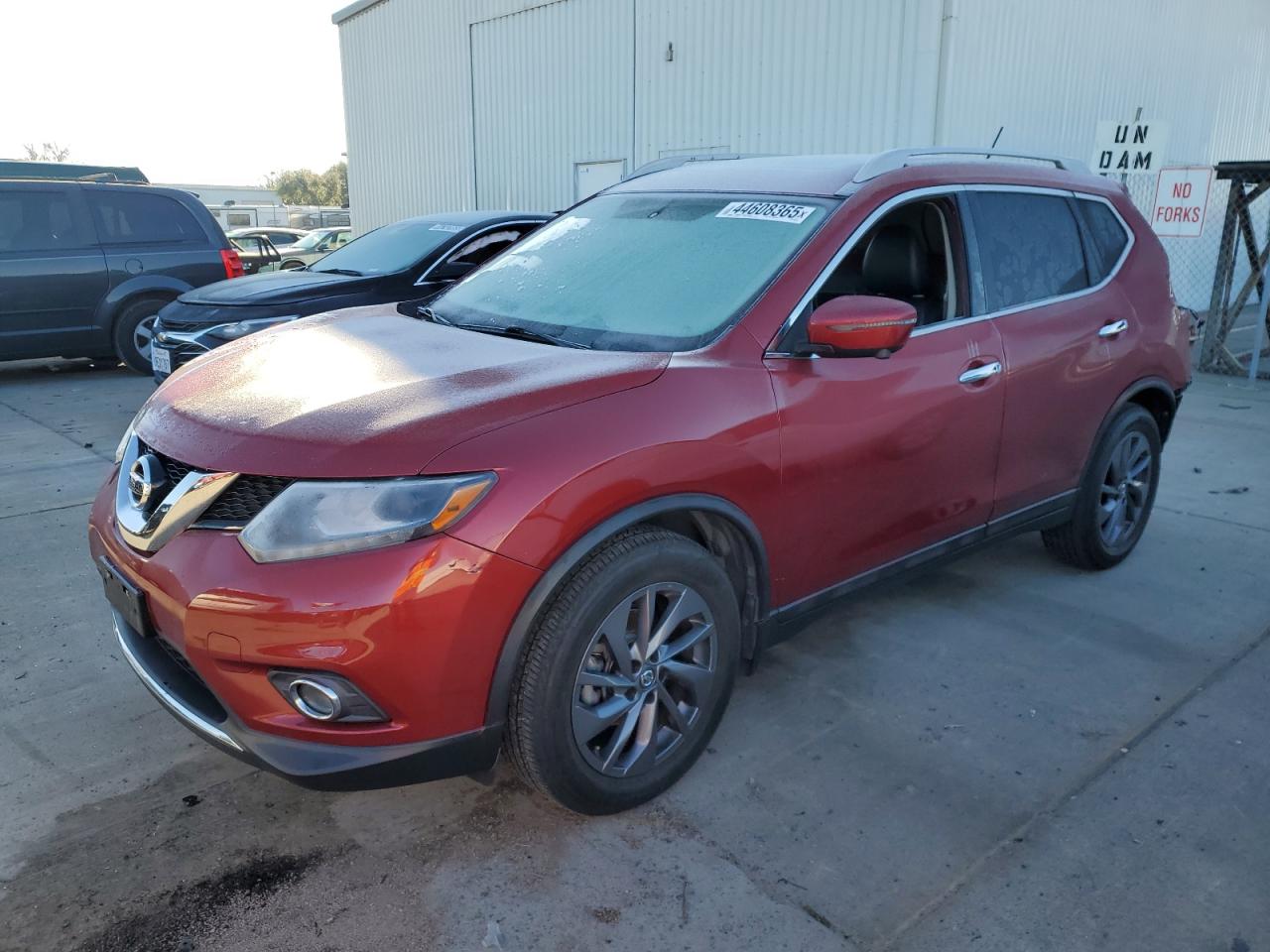 2016 Nissan Rogue - Image 1