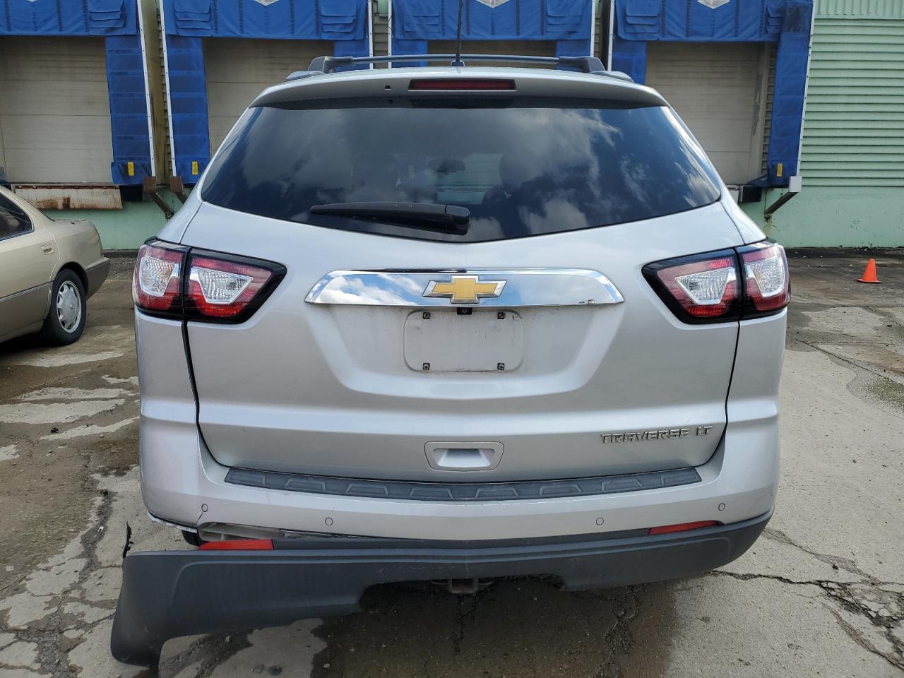 2014 Chevrolet Traverse - Image 6