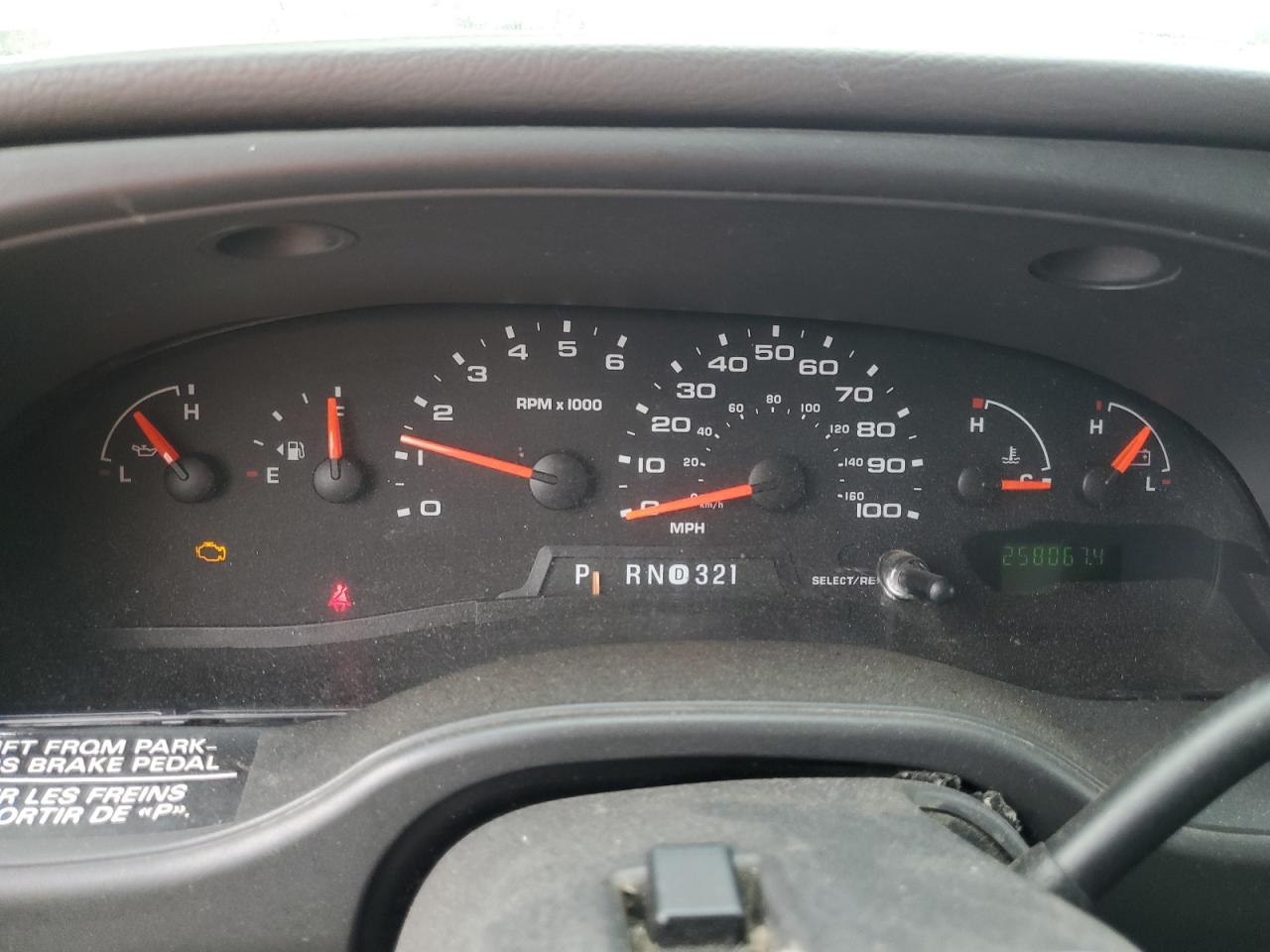 2006 Ford Econoline - Image 8