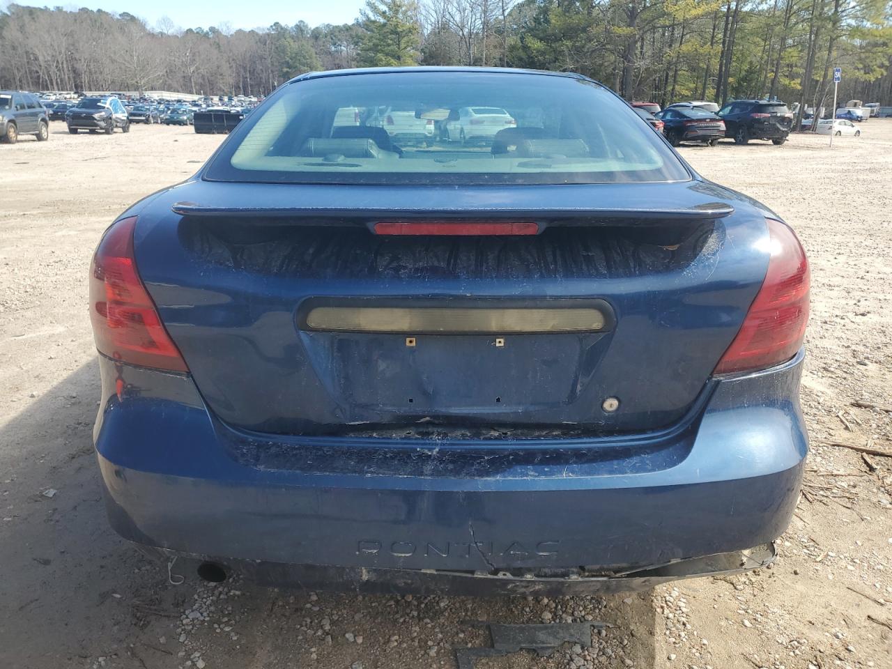 2004 Pontiac Grand Prix - Image 6