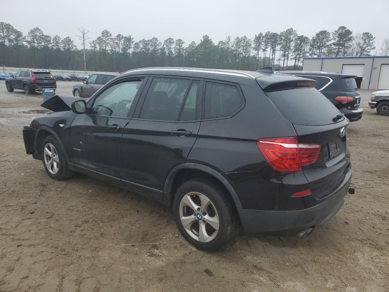 2011 BMW X3 - Image 2