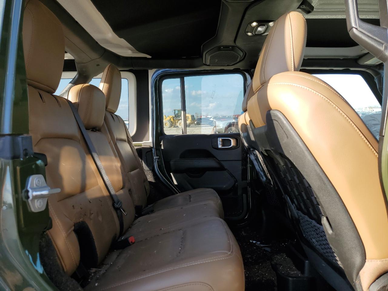 2020 Jeep Wrangler - Image 12