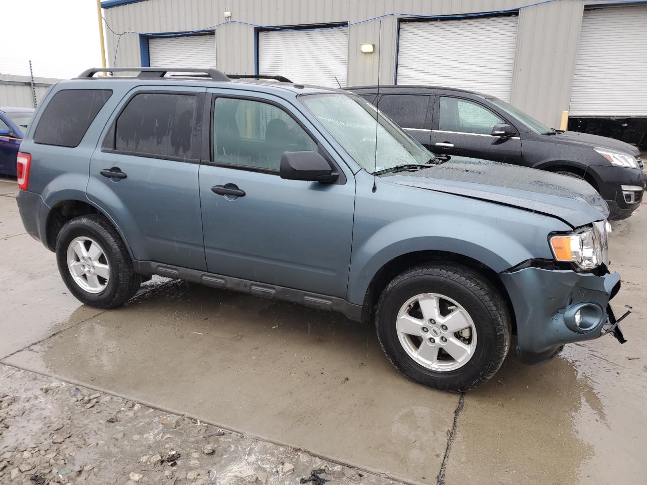 2010 Ford Escape - Image 4