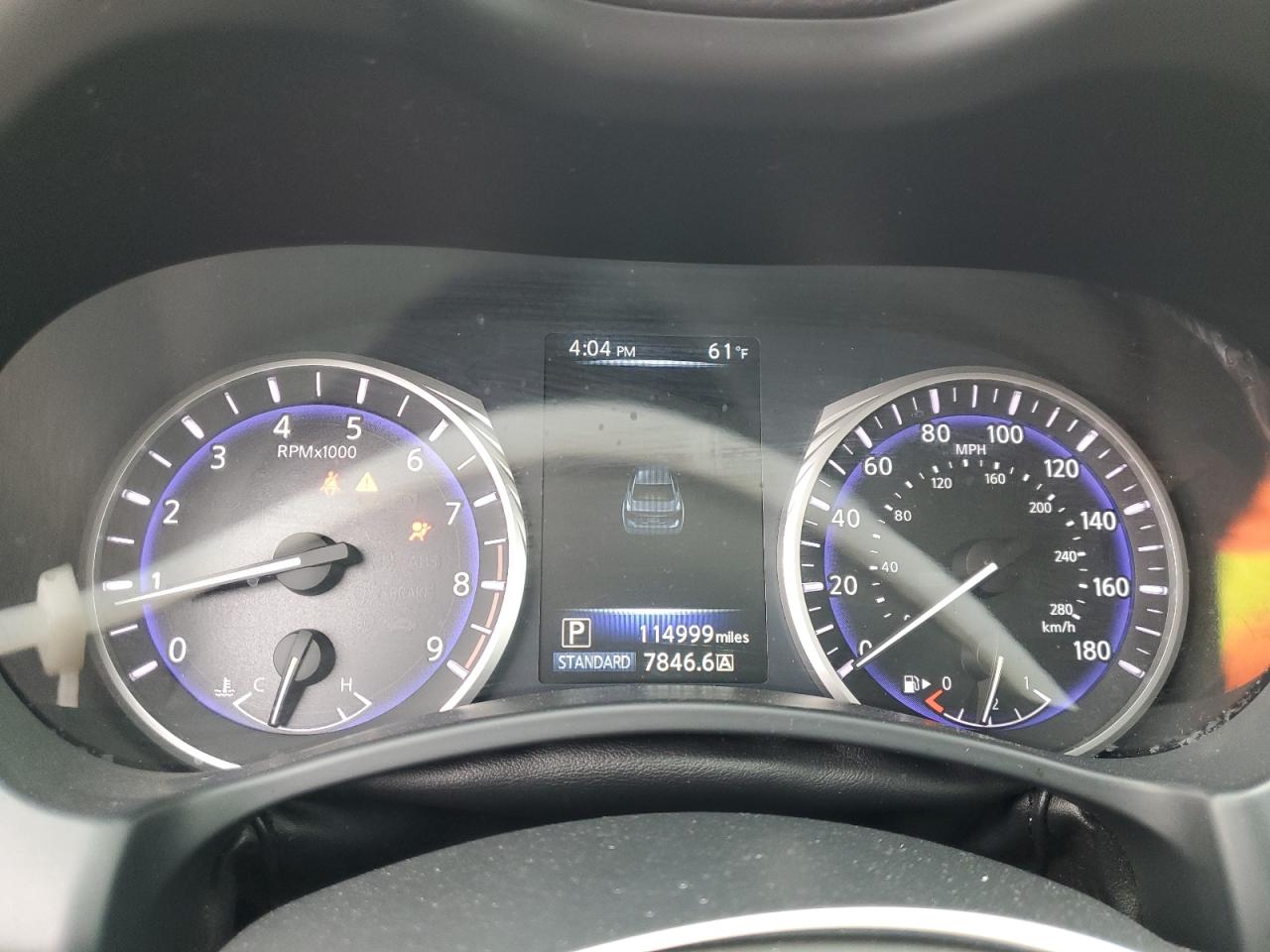 2015 Infiniti Q50 - Image 9
