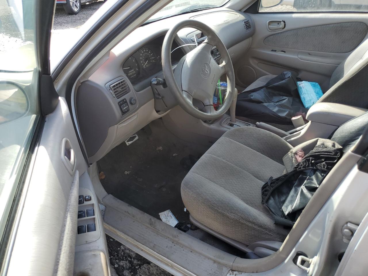 2001 Toyota Corolla - Image 8