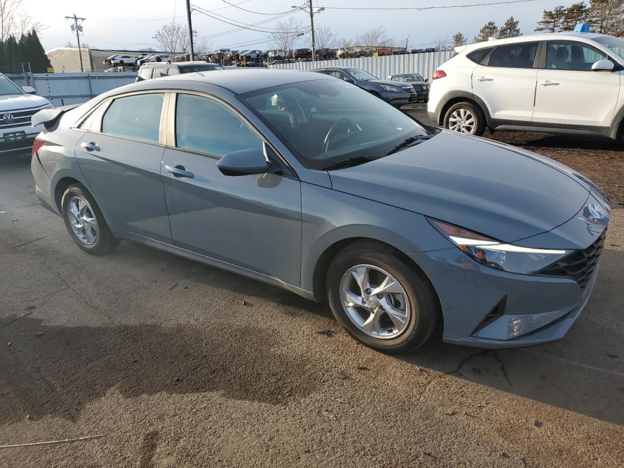 2021 Hyundai Elantra - Image 4