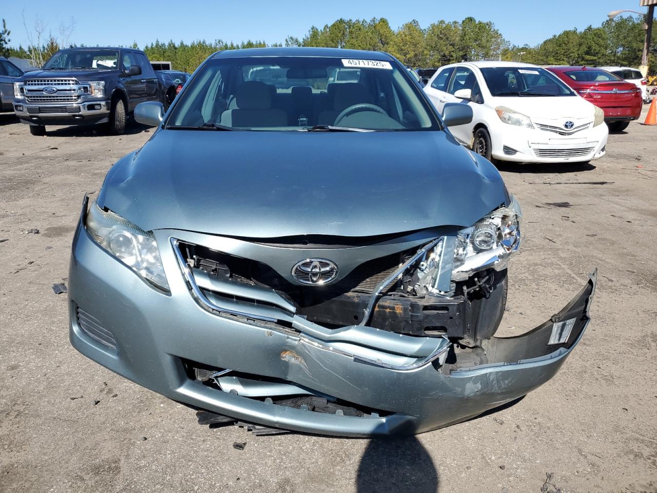 2011 Toyota Camry - Image 5