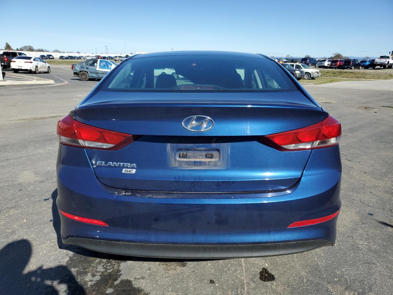 2018 Hyundai Elantra - Image 6