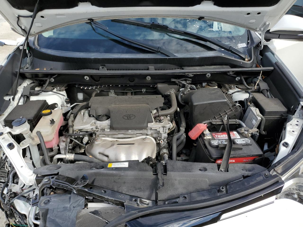 2017 Toyota RAV 4 - Image 13