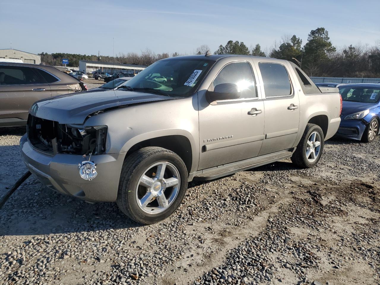 2007 Chevrolet Avalanche C1500 for Sale in Memphis, TN - Front End