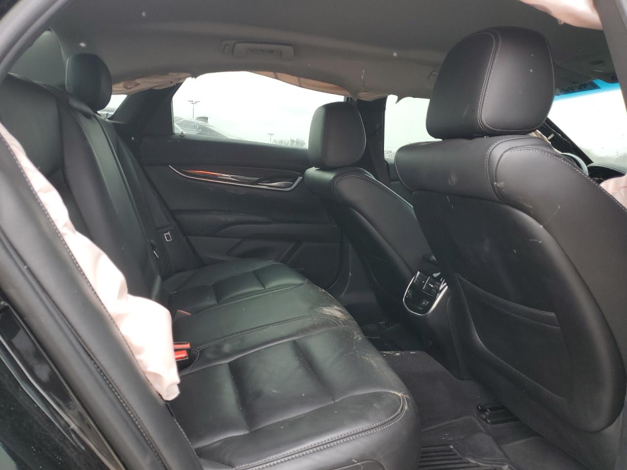 2016 Cadillac XTS - Image 10
