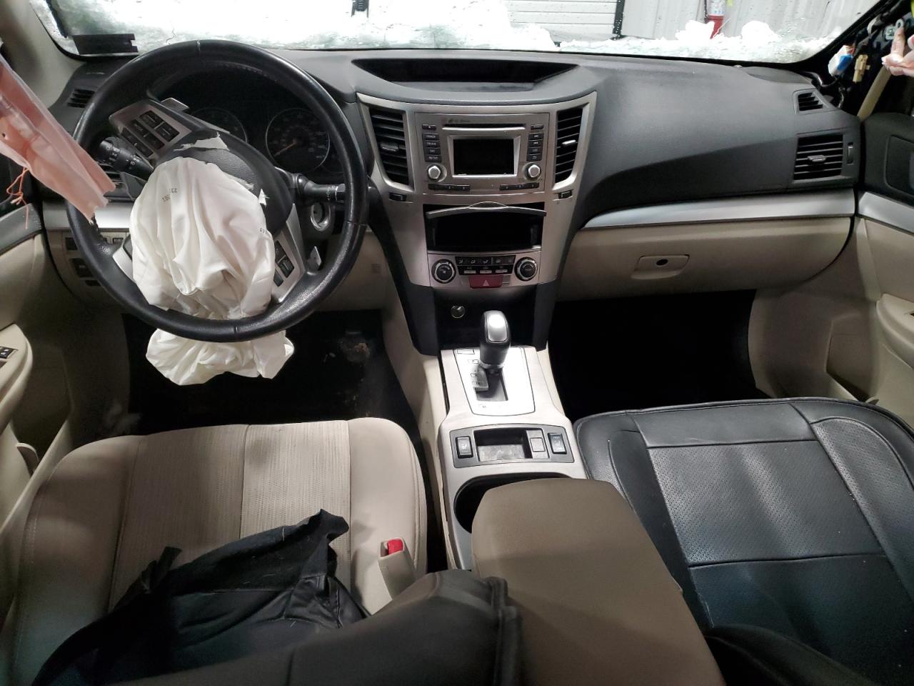 2014 Subaru Outback - Image 8