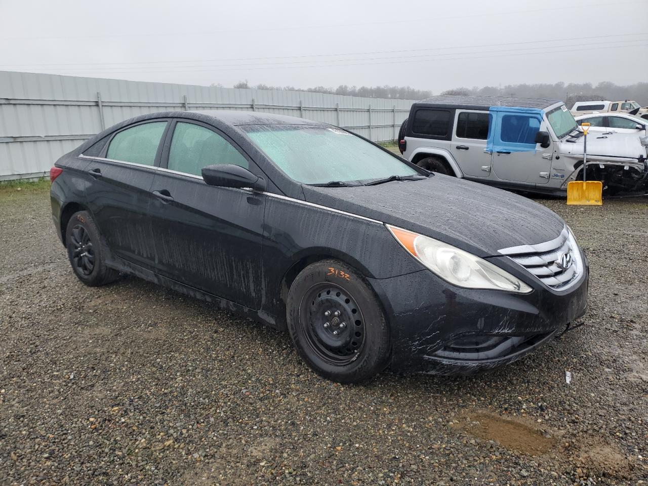 2013 Hyundai Sonata - Image 4