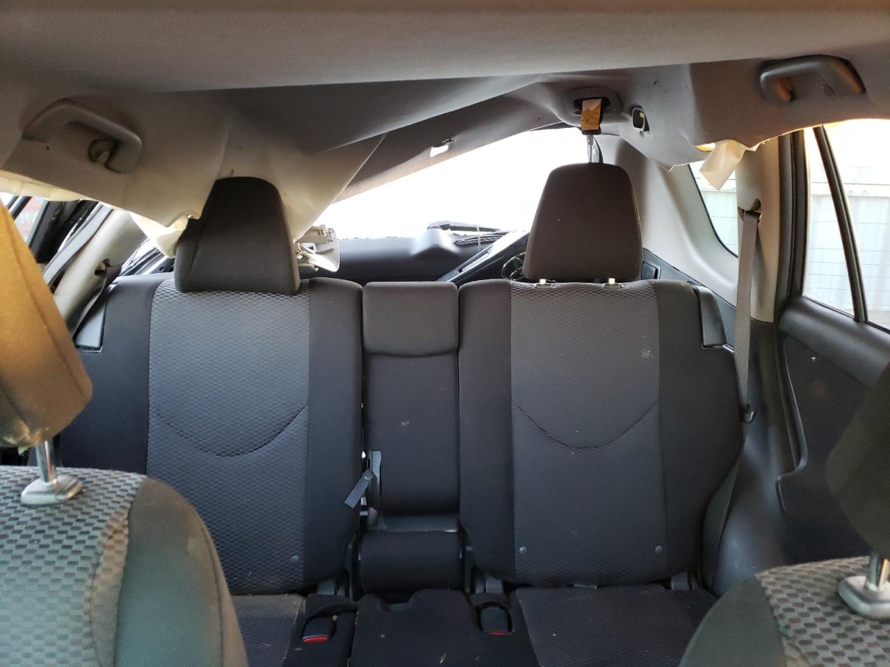 2012 Toyota RAV 4 - Image 10