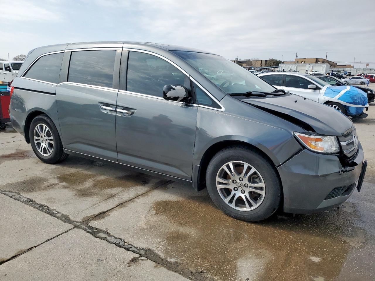 2013 Honda Odyssey - Image 4