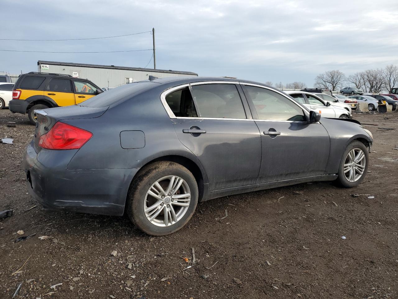 2011 Infiniti G - Image 3