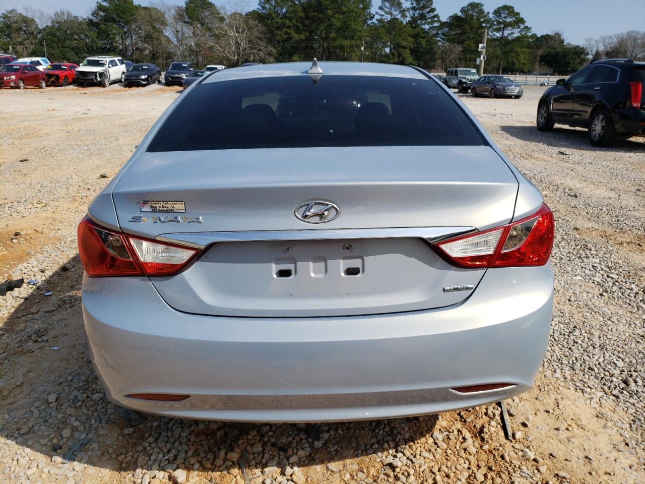 2011 Hyundai Sonata - Image 6